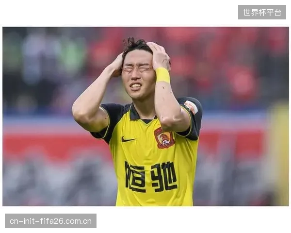 尼亚卡特成为里昂后防核心，其全面的防守数据力证球队防线实力。